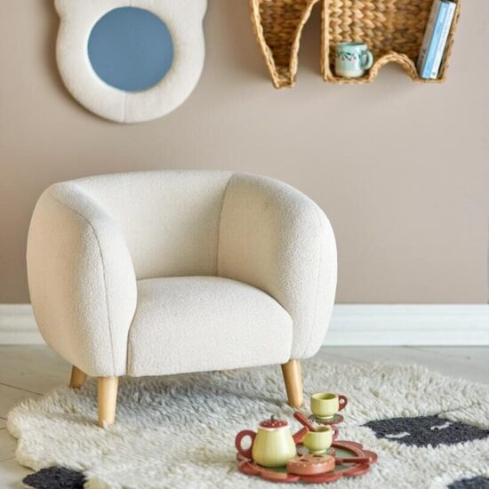 Canapés, poufs et poufs